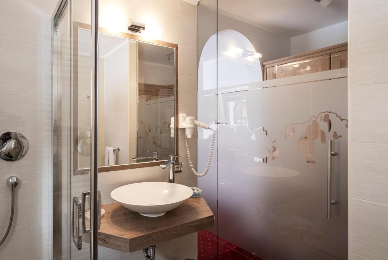 Garni B&B Schenk Σέλβα ντι Βαλ Γκαρντένα Εξωτερικό φωτογραφία